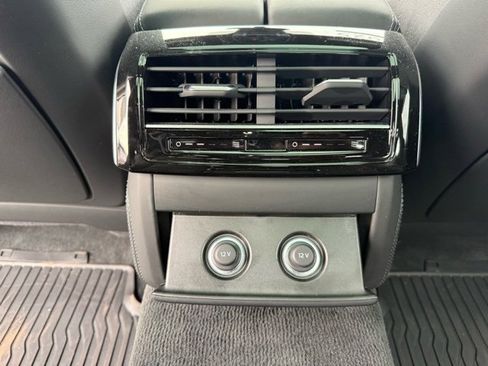 Used 2025 Audi S8 image 15