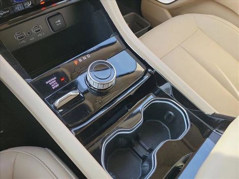 Used 2022 Jeep Grand Cherokee L Limited image 23