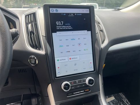 New 2024 Ford Edge SE image 25