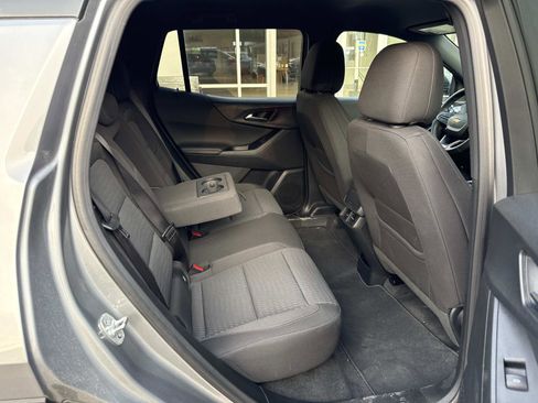 Used 2026 Chevrolet Equinox LT AWD/4WD image 14