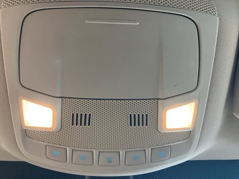 Used 2019 Ford Edge Titanium w/ Cold Weather Package image 23