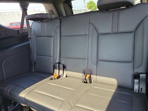 Used 2022 Chevrolet Suburban RST w/ Max Trailering Package AWD/4WD image 12