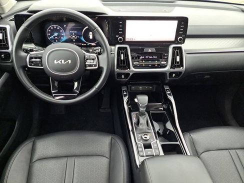 Used 2023 Kia Sorento SX AWD/4WD image 26