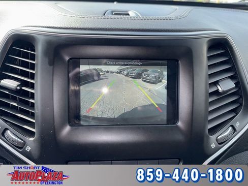 Used 2021 Jeep Cherokee Latitude Lux w/ Trailer Tow Group image 34