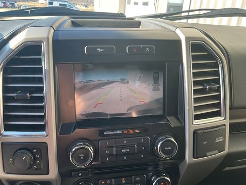 Used 2016 Ford F150 Lariat image 23