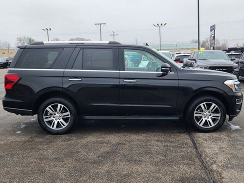 Used 2024 Ford Expedition Limited image 5