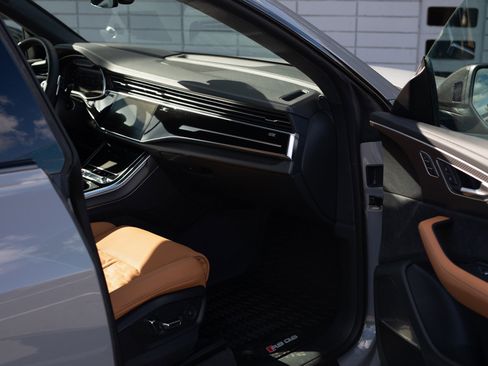 Used 2023 Audi RS Q8 AWD/4WD image 39