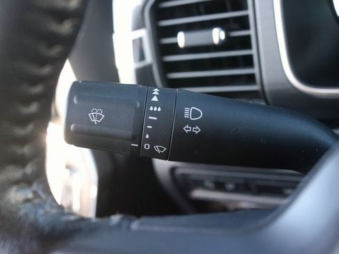 Used 2022 Ford F150 XLT w/ Equipment Group 302A High image 27