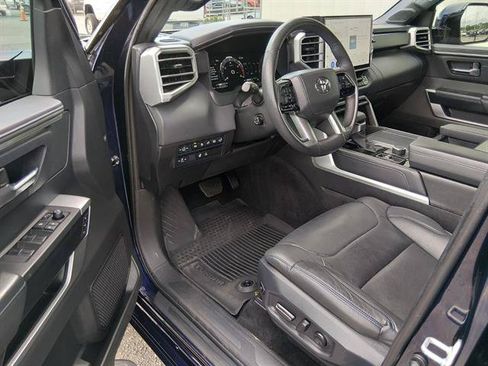 Used 2025 Toyota Tundra Platinum AWD/4WD image 9