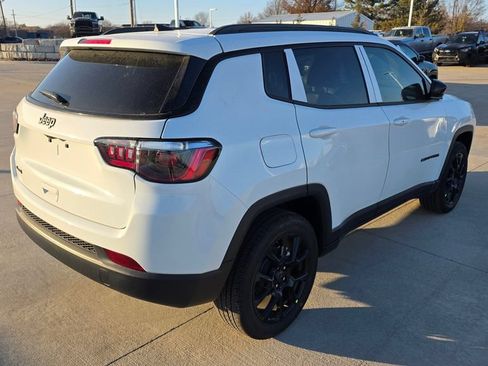 New 2026 Jeep Compass Latitude AWD/4WD image 5
