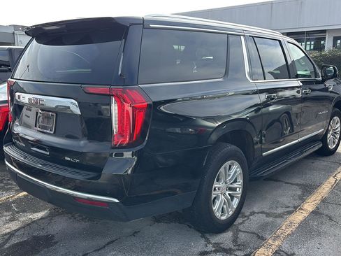 Used 2023 GMC Yukon XL SLT w/ SLT Premium Package image 6