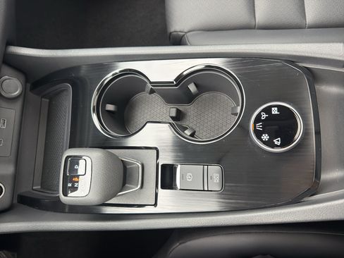 Certified 2023 Nissan Rogue SV w/ SV Premium B Package AWD/4WD image 22