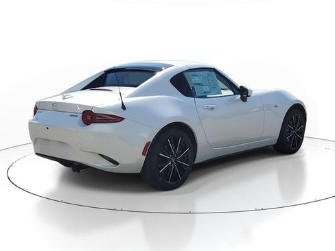 New 2026 MAZDA MX-5 Miata RF Grand Touring RWD image 4