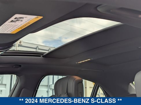 Used 2024 Mercedes-Benz S 580 4MATIC Sedan w/ AMG Line image 23