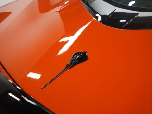 Used 2021 Chevrolet Corvette Stingray Premium Cpe w/ Z51 Performance Package image 16