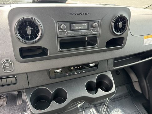 New 2026 Mercedes-Benz Sprinter 2500 image 9