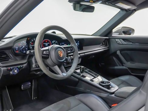 Certified 2023 Porsche 911 Targa 4 GTS image 4