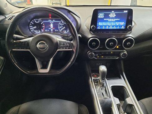 Used 2022 Nissan Sentra SV w/ Trunk Package image 22