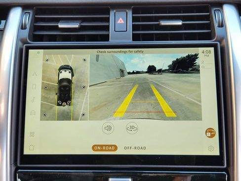 Used 2025 Land Rover Discovery S AWD/4WD image 13