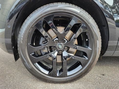 Used 2026 Land Rover Range Rover Evoque S image 13