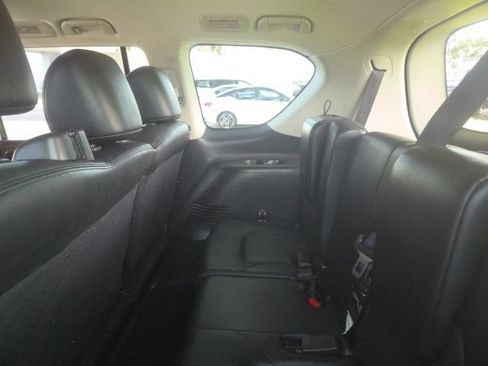 Certified 2022 Nissan Armada SL RWD image 11