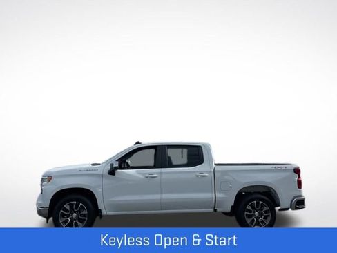 Used 2022 Chevrolet Silverado 1500 LT AWD/4WD image 15