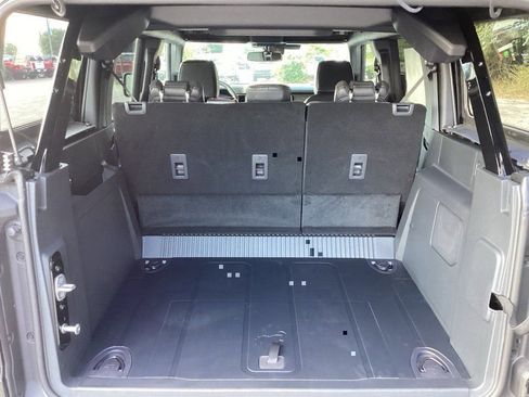 New 2025 Ford Bronco Badlands image 11