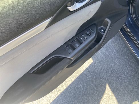 Used 2019 Honda Civic EX image 8