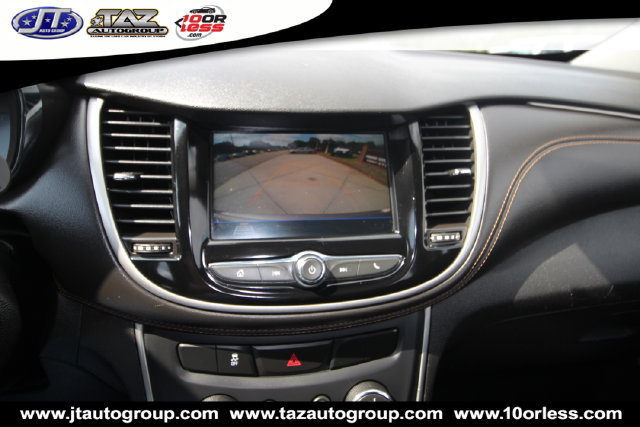 Used 2018 Chevrolet Trax LS AWD/4WD image 18