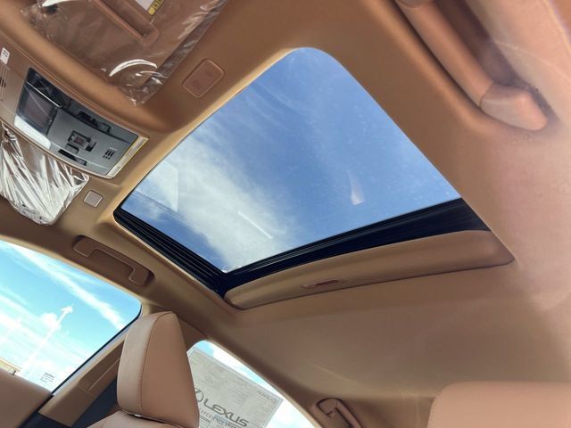 Used 2024 Lexus ES 350 w/ Premium Package FWD image 22