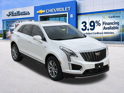 Used 2021 Cadillac XT5 Premium Luxury w/ LPO, Floor Liner Package FWD image 11