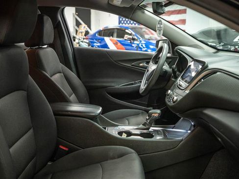 Used 2023 Chevrolet Malibu LT image 13