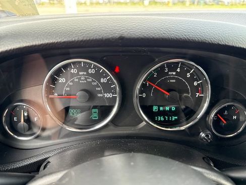 Used 2017 Jeep Wrangler Unlimited Sport w/ Quick Order Package 24S AWD/4WD image 19