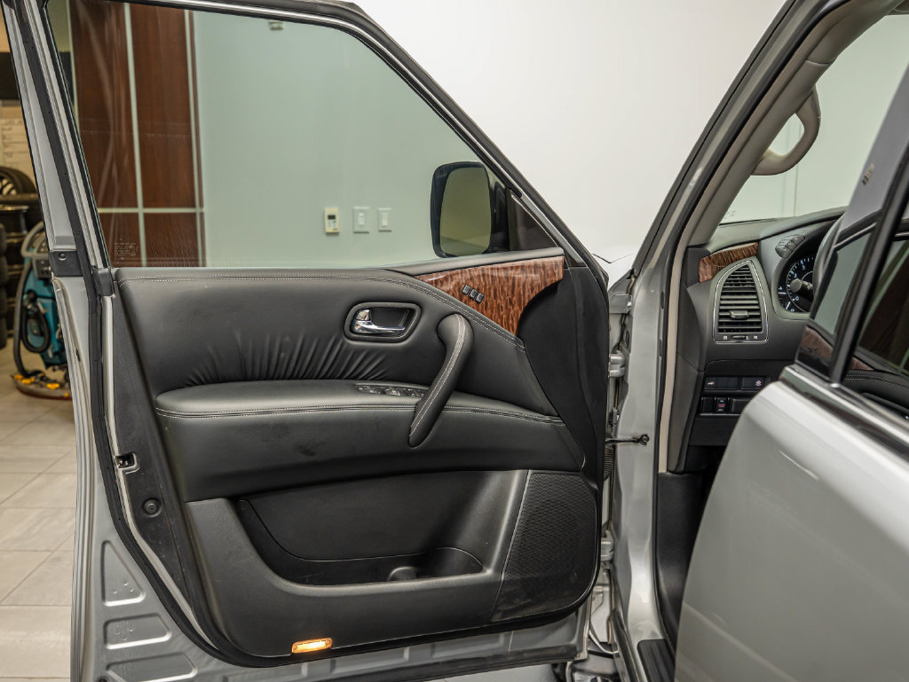 Used 2020 Nissan Armada SL AWD/4WD image 25