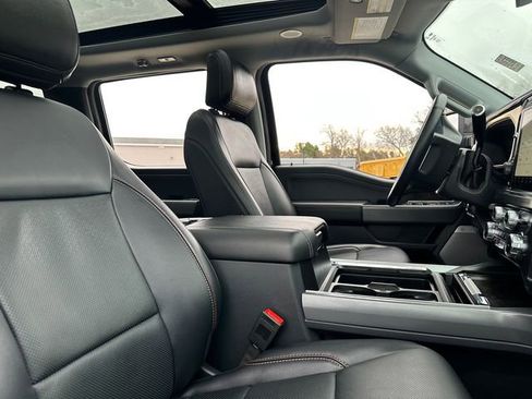 Certified 2024 Ford F250 Lariat w/ Lariat Ultimate Package image 16