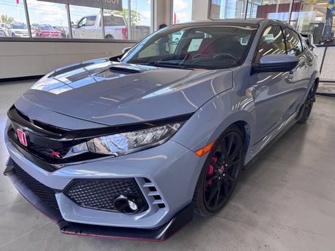 Used 2019 Honda Civic Type R image 1
