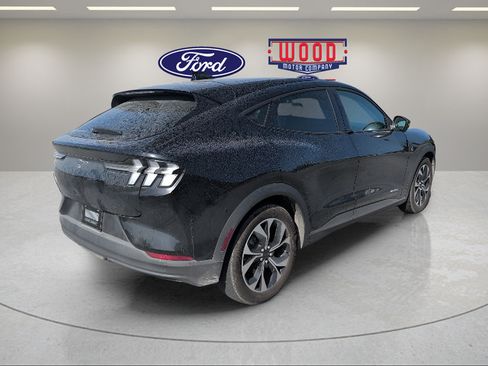 Used 2025 Ford Mustang Mach-E Select AWD/4WD image 3