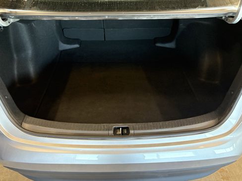 Used 2024 Toyota Corolla LE image 29