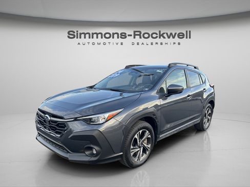 Used 2024 Subaru Crosstrek 2.0i Premium image 4