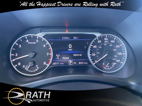 Used 2025 Nissan Sentra SR FWD image 13