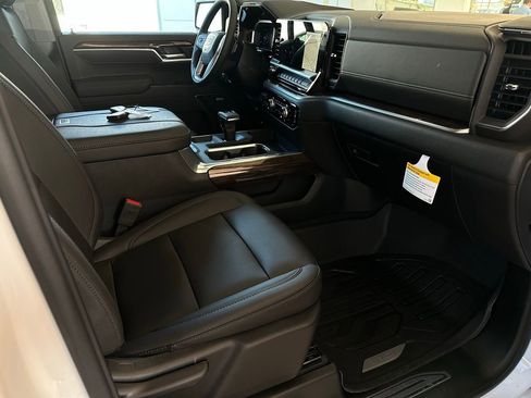 New 2026 GMC Sierra 1500 Elevation w/ Elevation Premium Package image 15