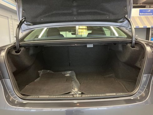 Certified 2025 Subaru Legacy image 31