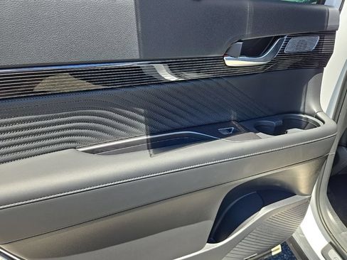 Certified 2025 Hyundai Palisade Calligraphy AWD/4WD image 39