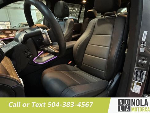 Used 2025 Mercedes-Benz GLS 450 4MATIC image 21