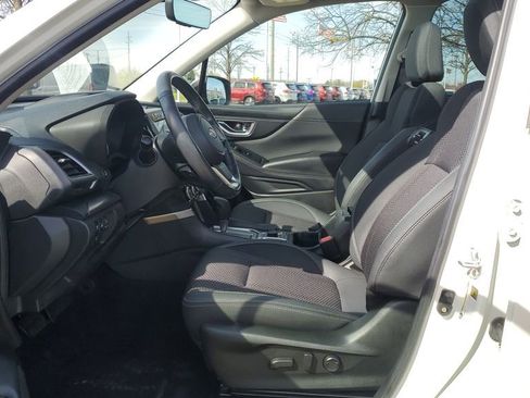 Certified 2023 Subaru Forester Premium AWD/4WD image 7