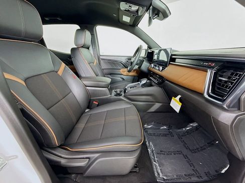 New 2026 GMC Canyon AT4 w/ Nightfall Essentials Package image 31