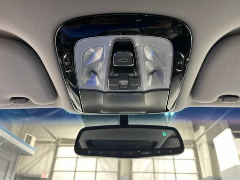 Used 2013 Hyundai Azera w/ Technology Pkg FWD image 29