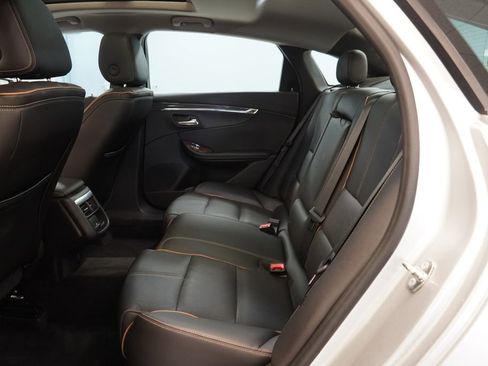 Used 2015 Chevrolet Impala LTZ FWD image 27