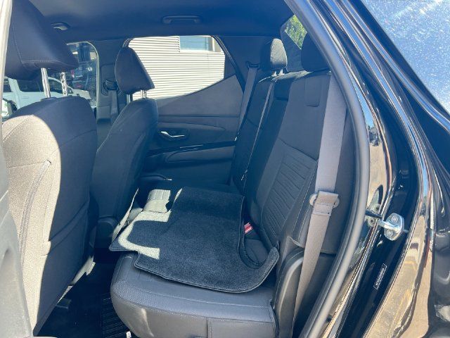 Used 2022 Hyundai Santa Cruz SE AWD/4WD image 25