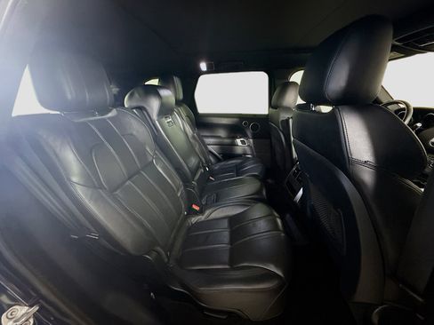Used 2016 Land Rover Range Rover Sport SE image 27